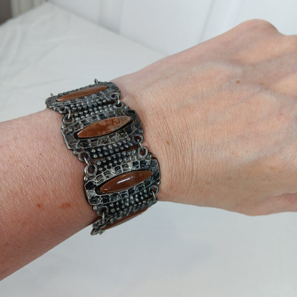 NWOT Silver Tone Bracelet Distressed Metallic Brown Accents